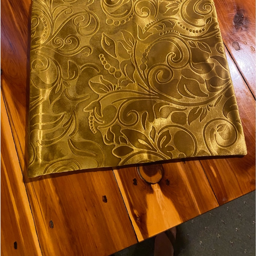 Tang Depot heavily embossed velour zippered pillow case / cover